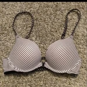 Victoria's secret perfect pushup 32B